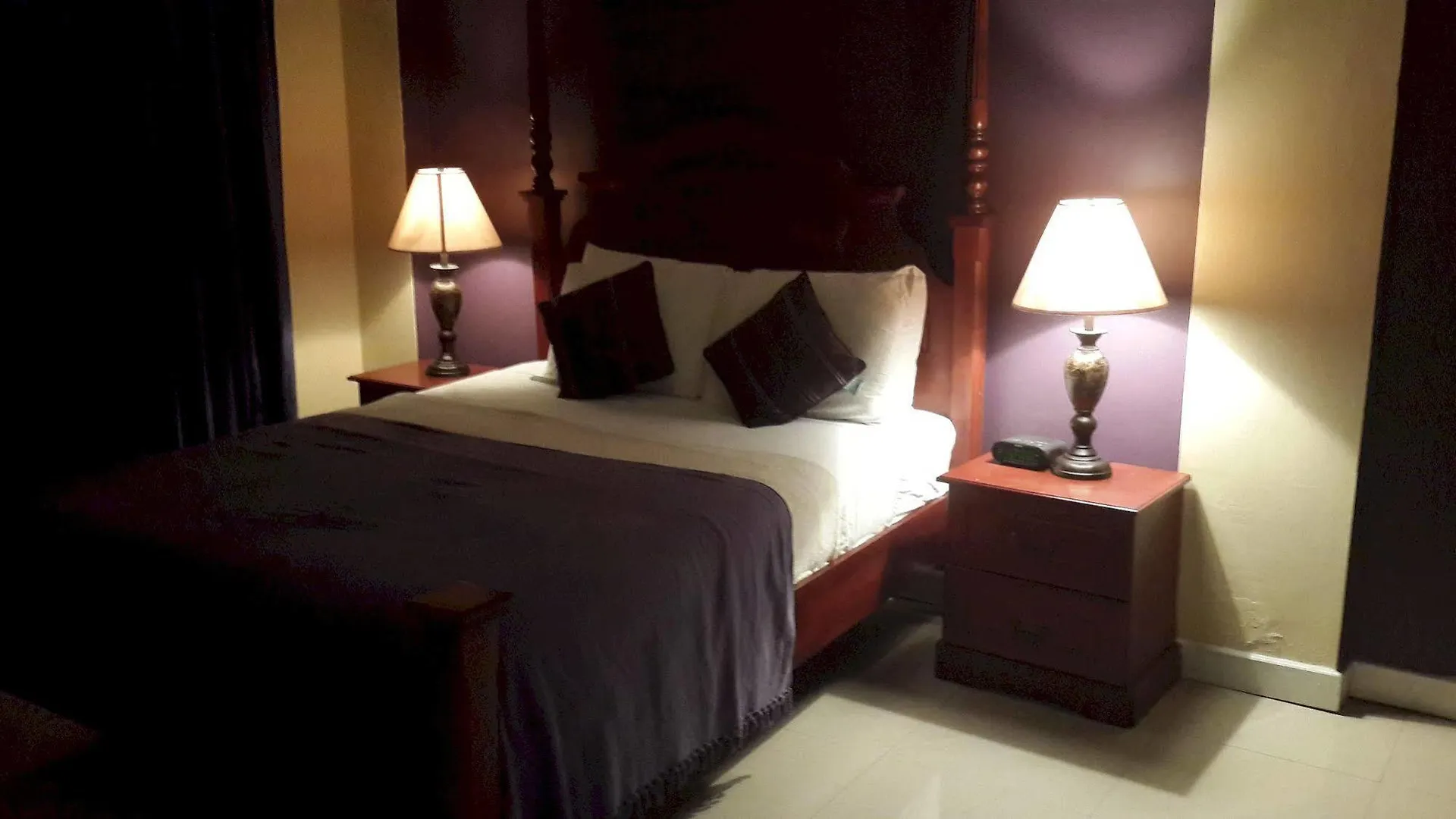 Inn Flight Suites Piarco
